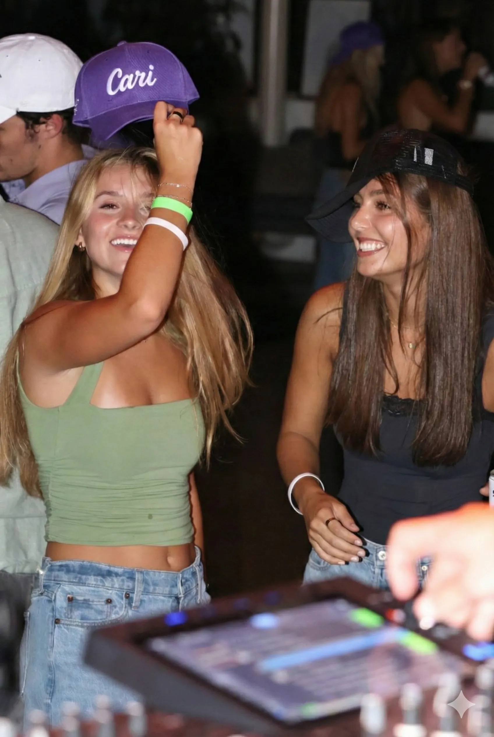 Friendly campus delivery handoff